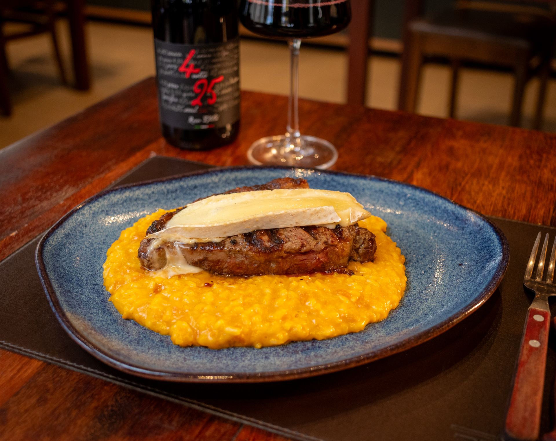 Chorizo com risoto de abóbora e brie gratinado